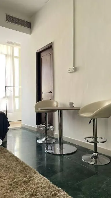 Studio Apartment In Abu Dhabi - Quiet And Relaxing